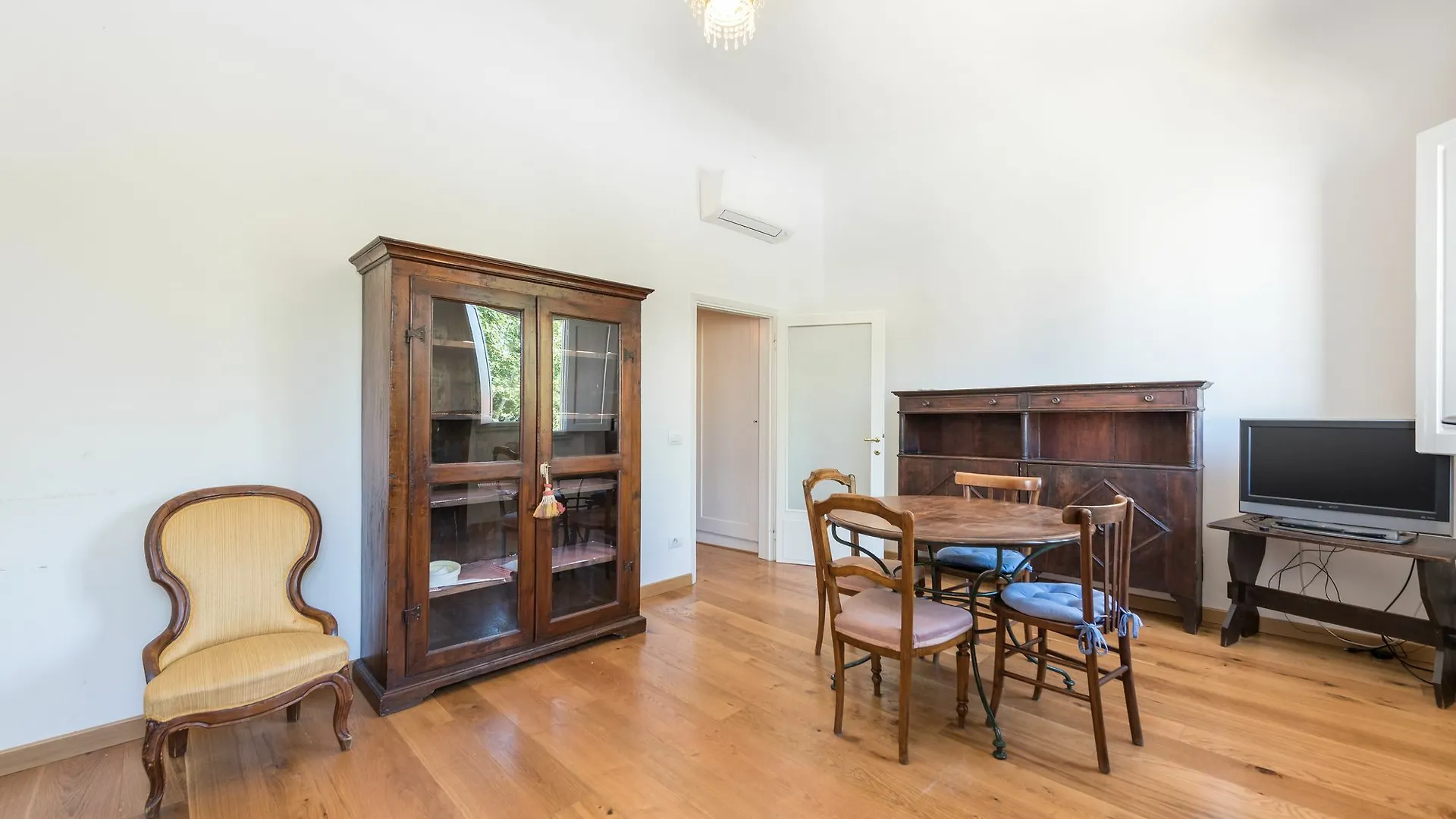 Pitti Cozy Apartment With Terrace Florence